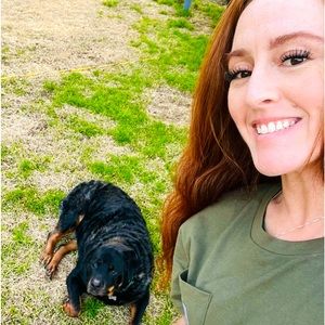 Meet your Posher, Shana